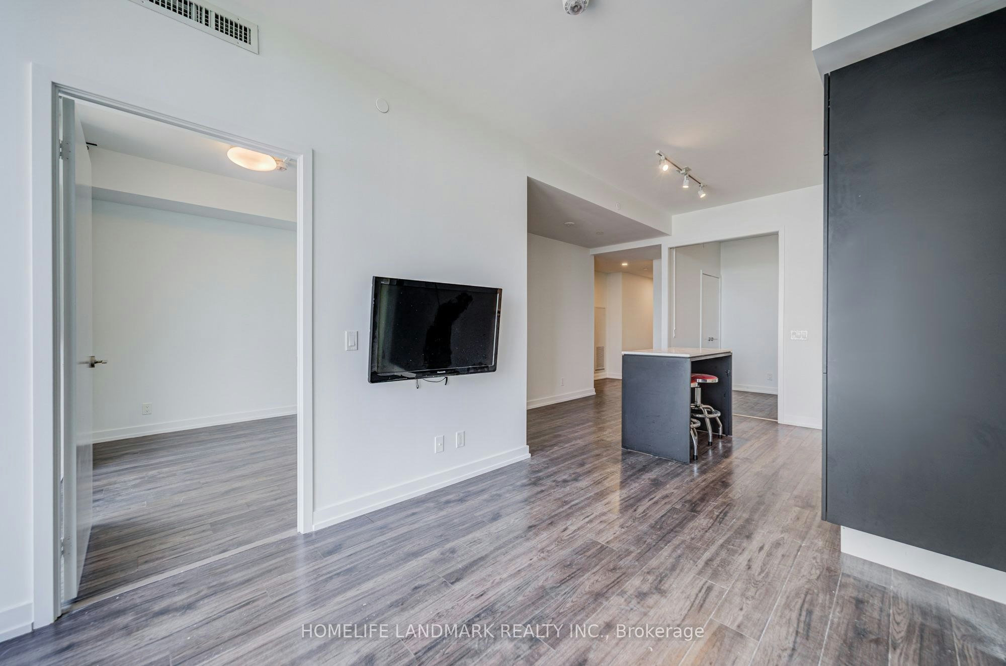 601-33 Helendale Avenue, Toronto, ON, M4R 0A4 - 25