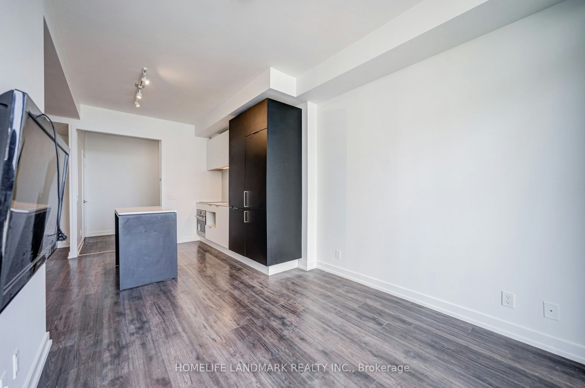 601-33 Helendale Avenue, Toronto, ON, M4R 0A4 - 24