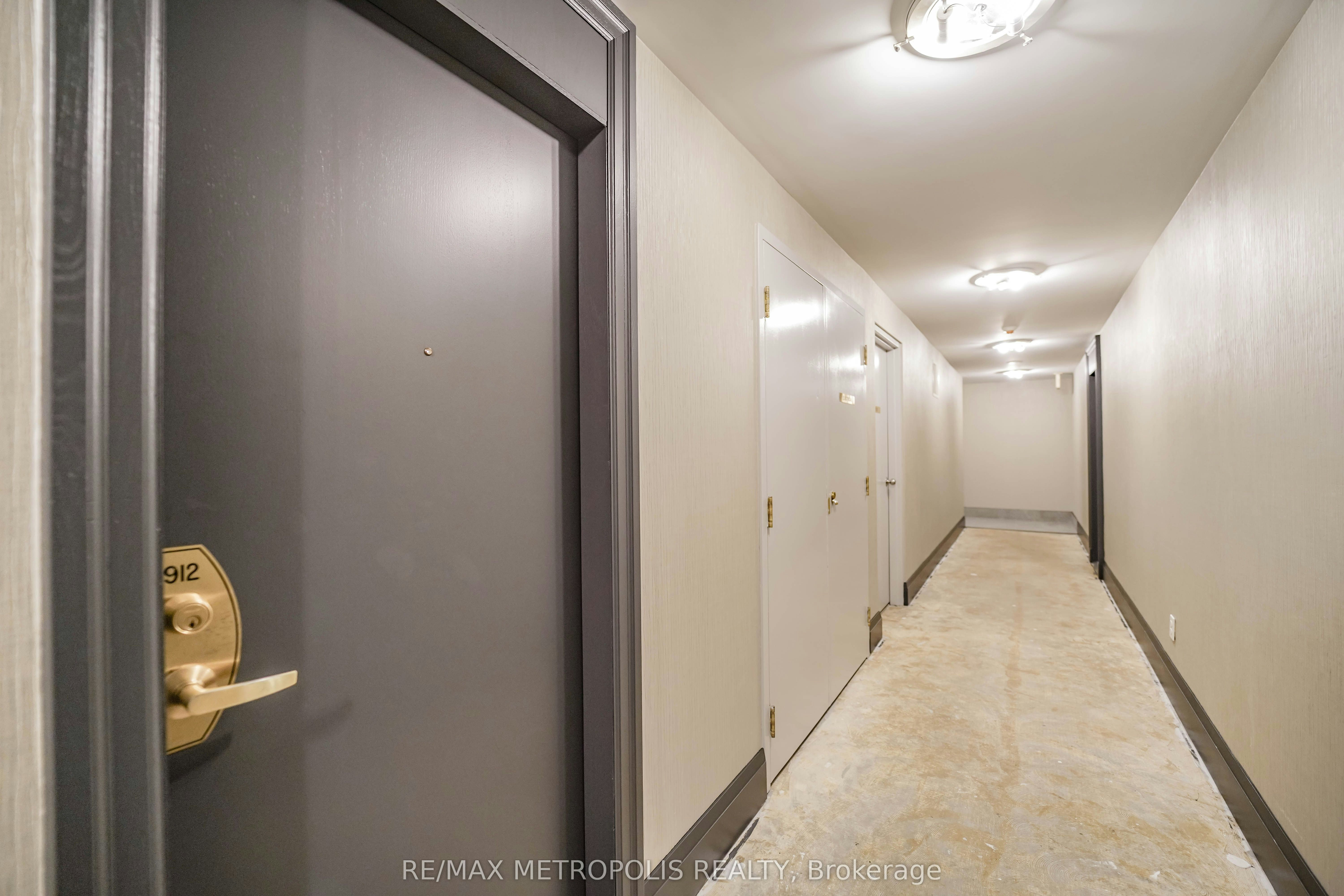 3602-30 Grand Trunk Crescent, Toronto, ON, M5J 3A4 - 14