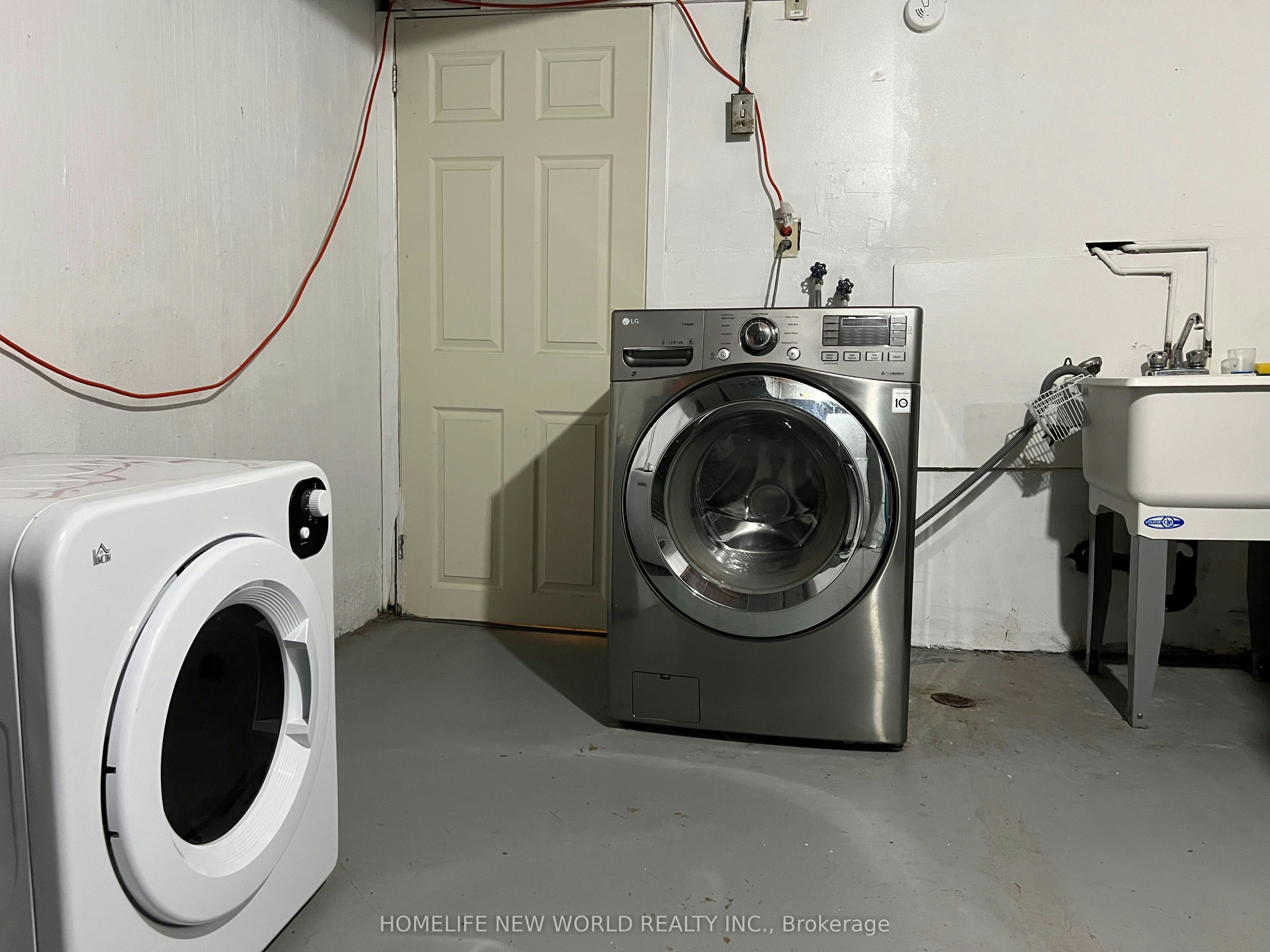 Lower - 32 Greyhound Drive, Toronto, ON, M2H 1K3 - 8