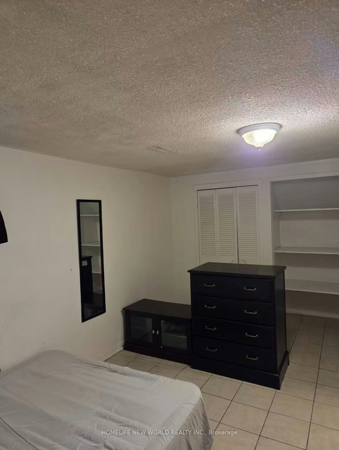 Lower - 32 Greyhound Drive, Toronto, ON, M2H 1K3 - 4