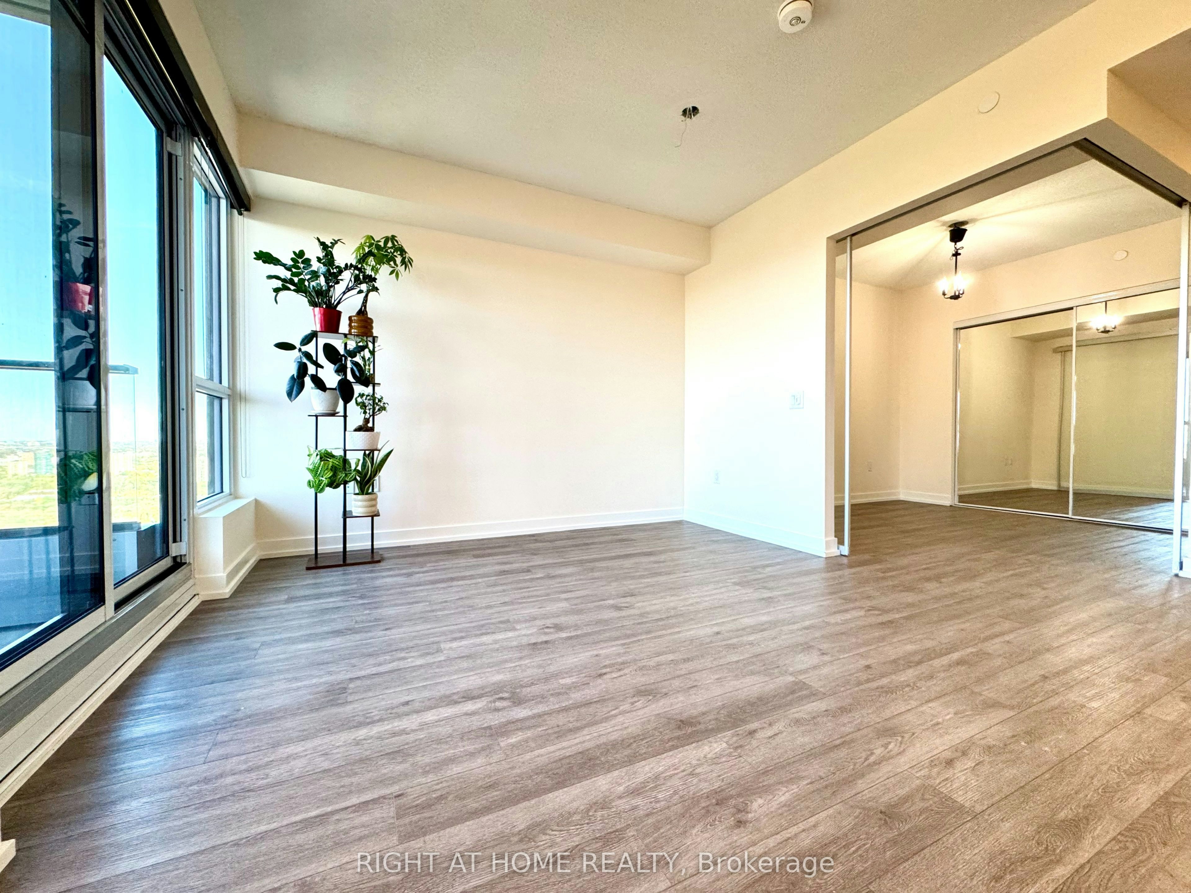 3705-395 Bloor Street E, Toronto, ON, M4W 0B4 - 9