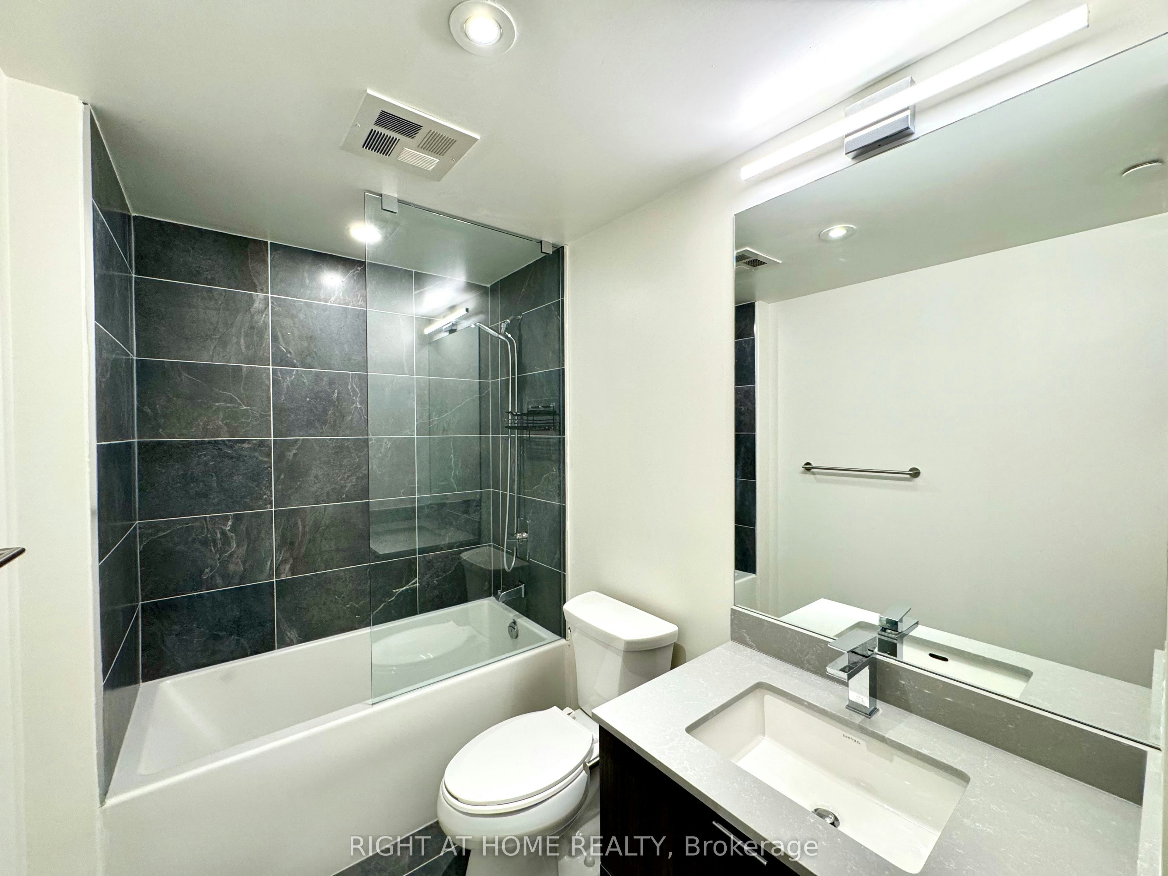 3705-395 Bloor Street E, Toronto, ON, M4W 0B4 - 19