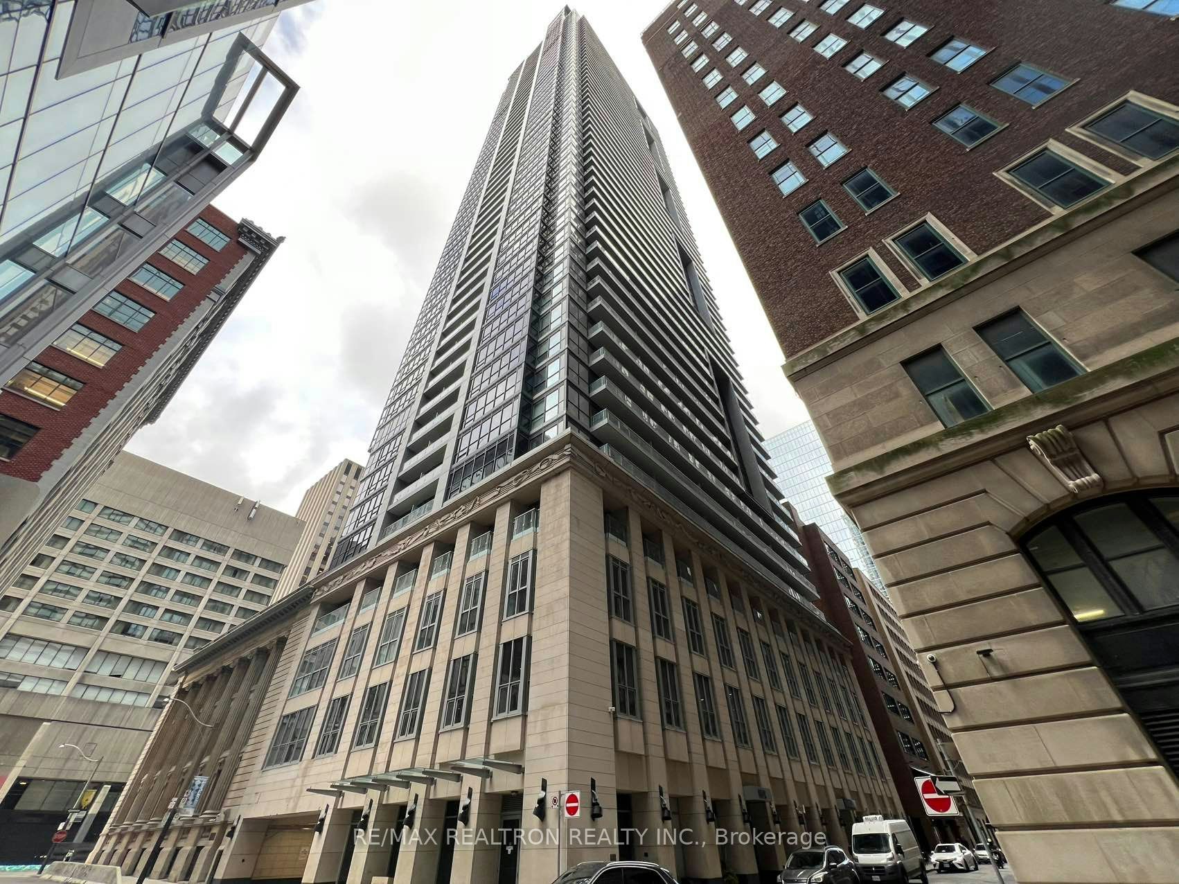 4707-70 Temperance Street, Toronto, ON, M5G 1P7 - 2