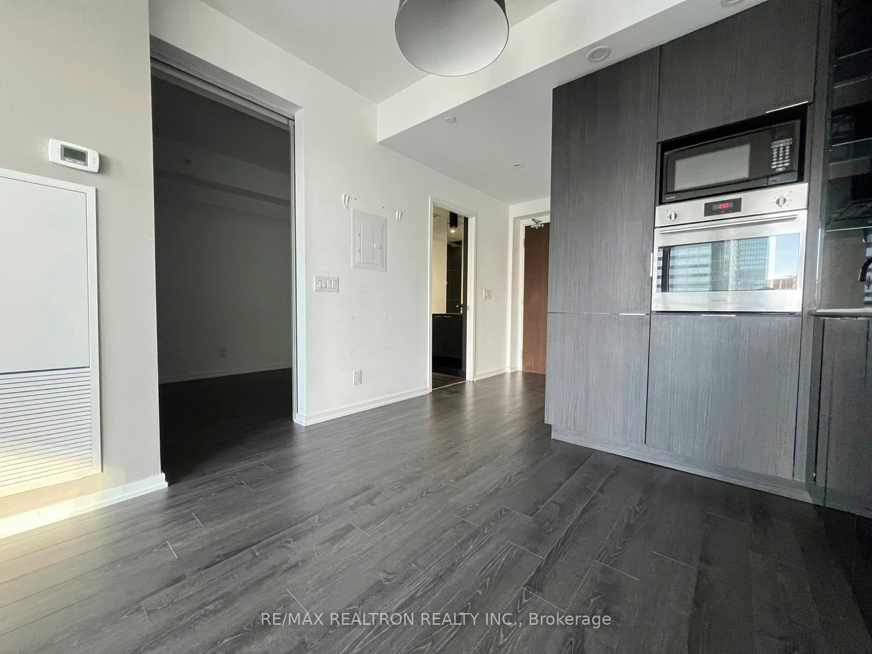 4707-70 Temperance Street, Toronto, ON, M5G 1P7 - 11