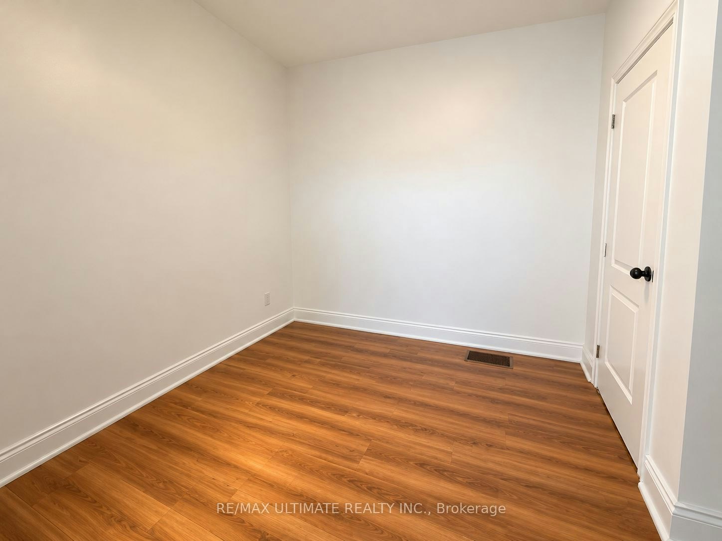 B-406A Bloor Street W, Toronto, ON, M5S 1X5 - 5