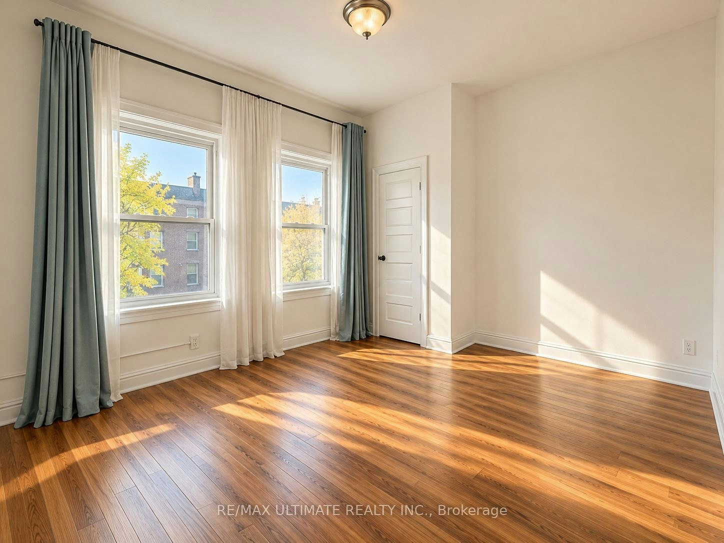 B-406A Bloor Street W, Toronto, ON, M5S 1X5 - 2