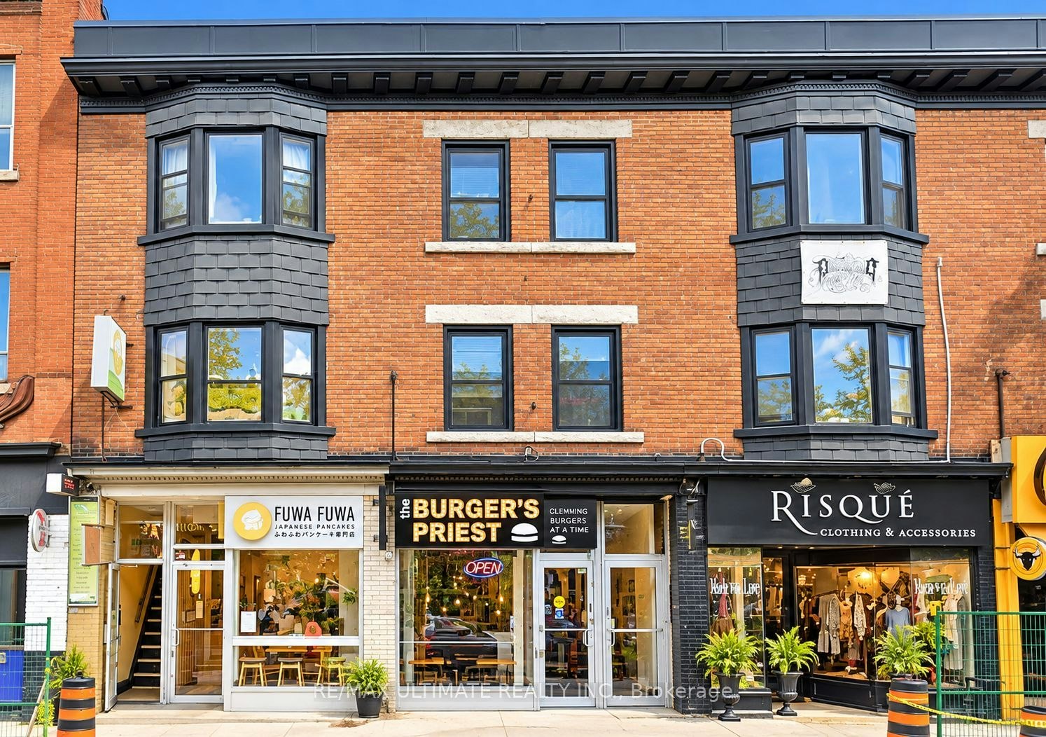 B-406A Bloor Street W, Toronto, ON, M5S 1X5