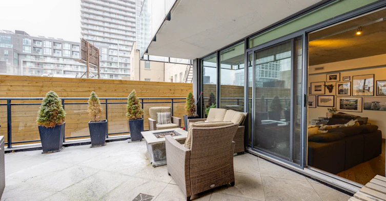 202-318 King Street, Toronto, ON, M5A 0C1 - 3
