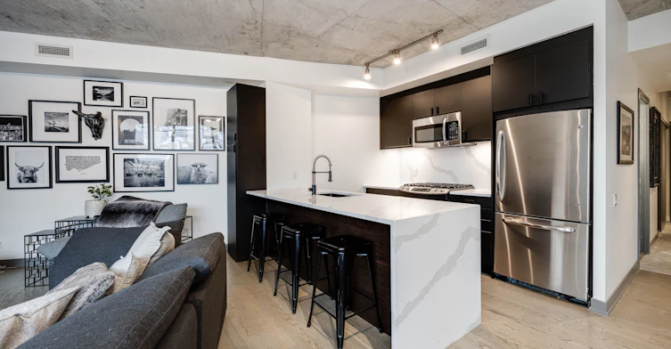 202-318 King Street, Toronto, ON, M5A 0C1 - 5