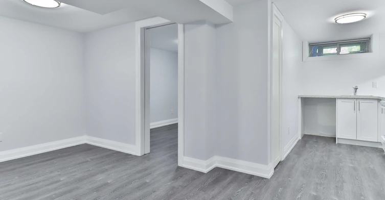 Bsmt-880 College Street, Toronto, ON, M6H 1A3 - 3