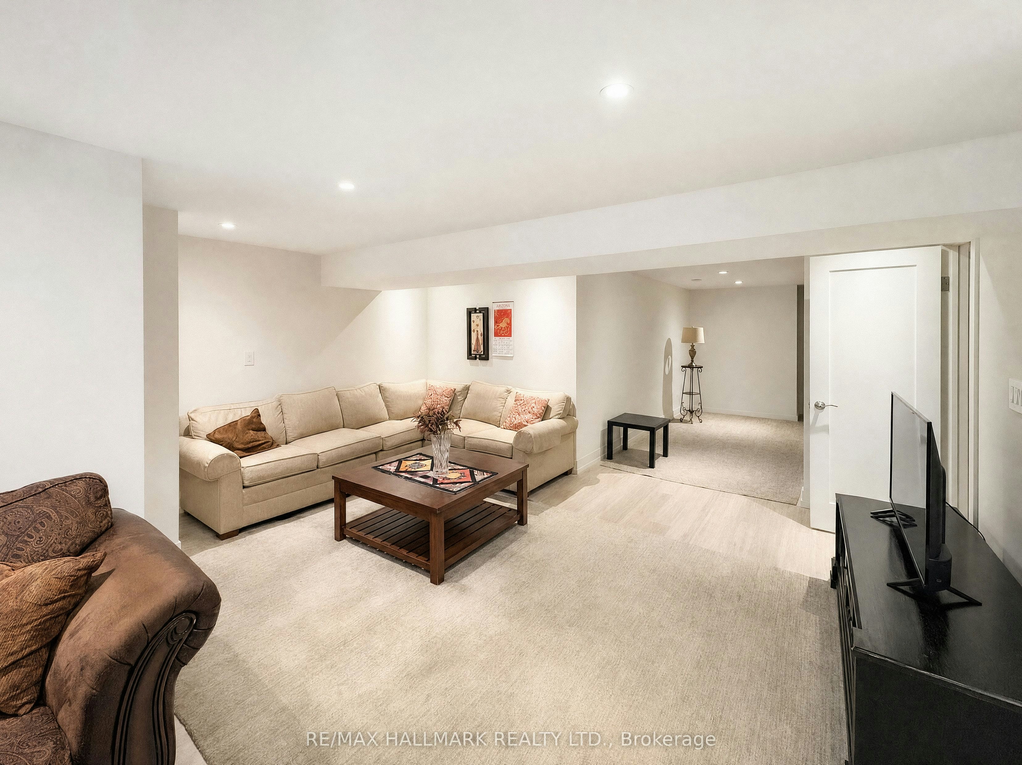 BSMT-42 Millgate Crescent, Toronto, ON, M2K 1L6 - 3