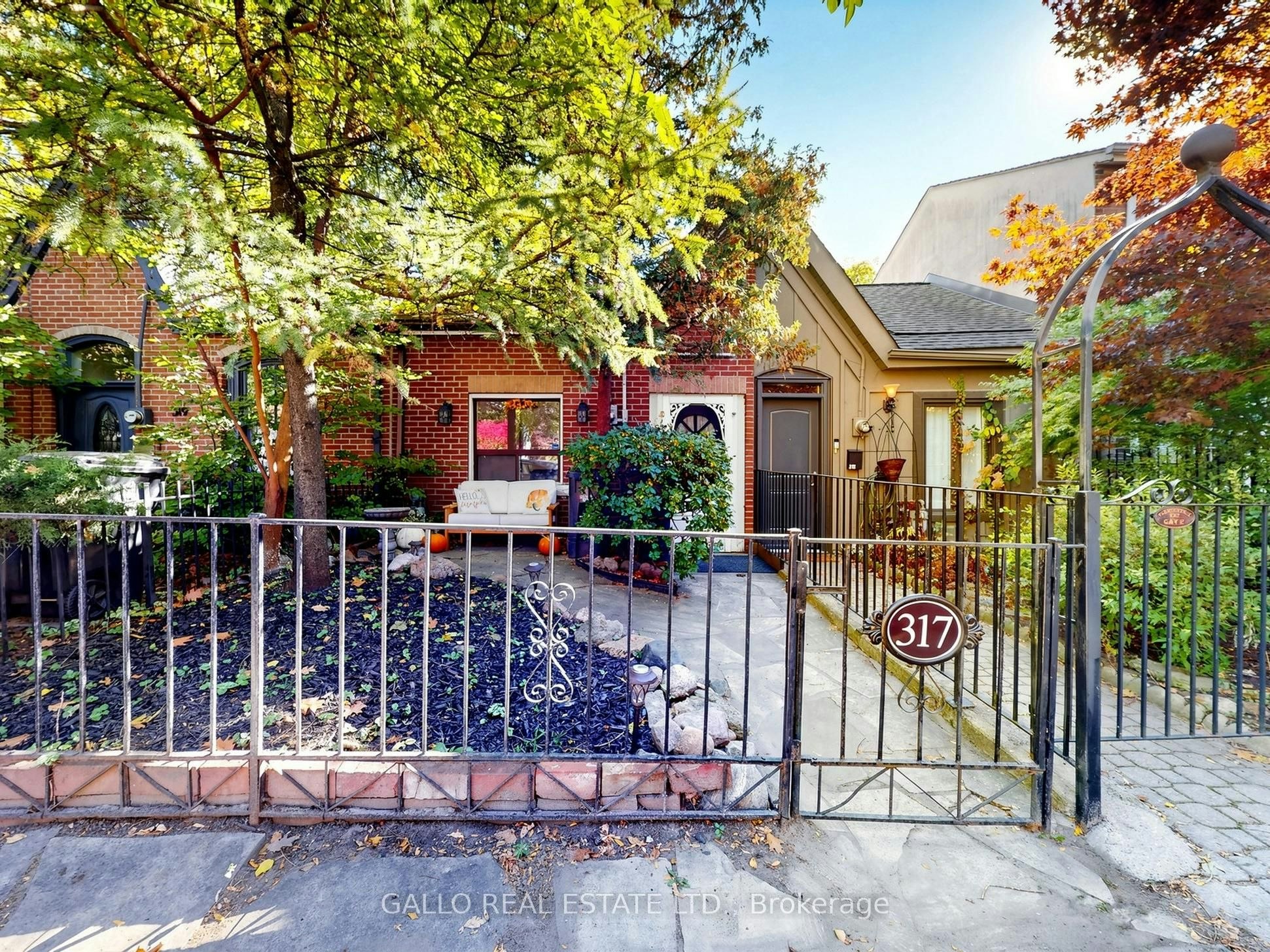 317 Wellesley Street E, Toronto, ON, M4X 1H2