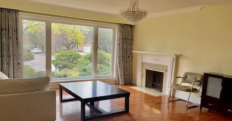 26 Manorcrest Drive, Toronto, ON, M2N 5K1