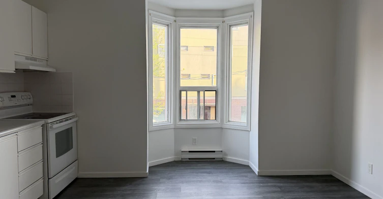 968 Bathurst Street, Toronto, ON, M5R 3G6 - 4