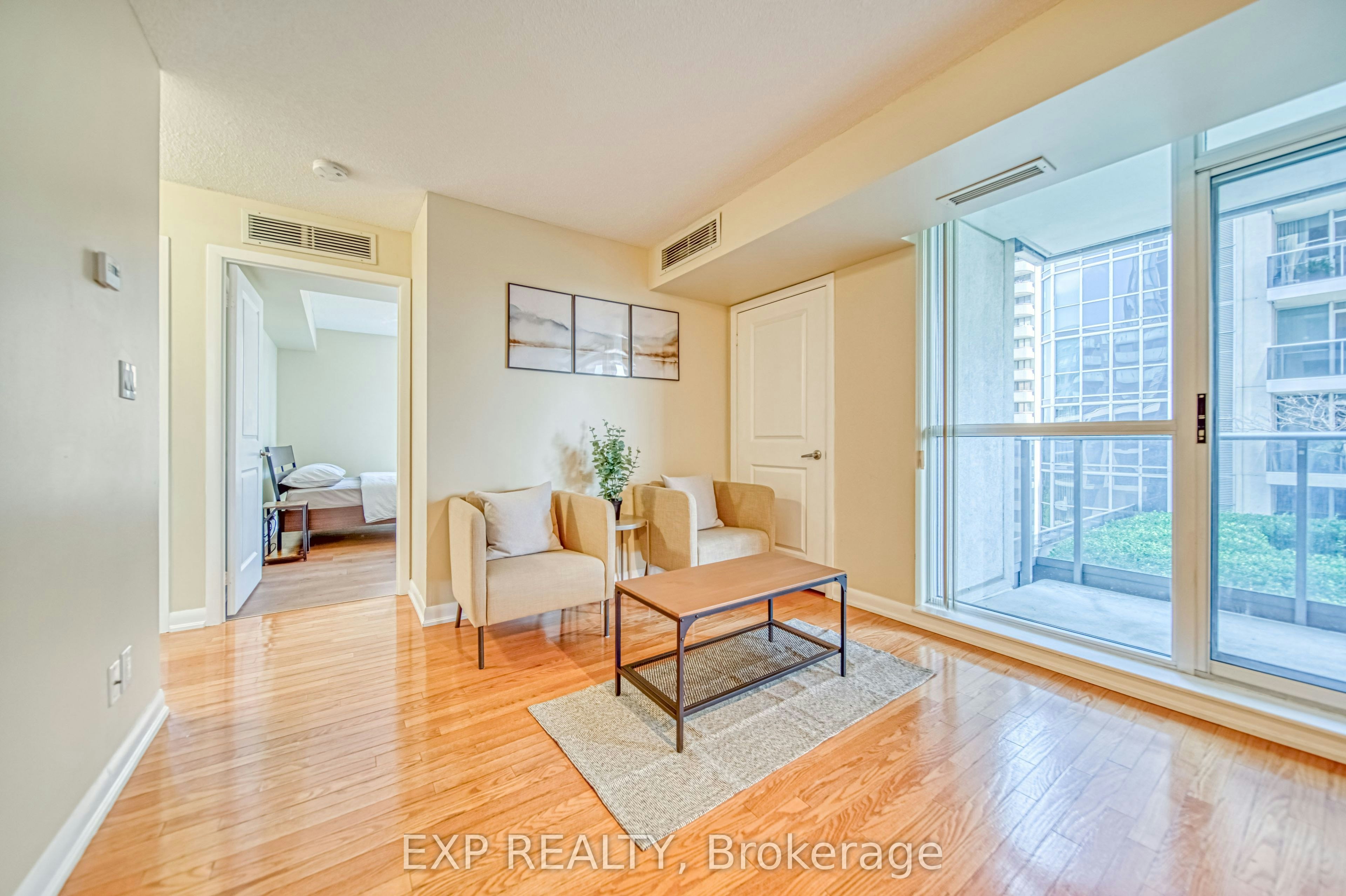 605-5793 Yonge Street, Toronto, ON, M2M 0A9 - 3