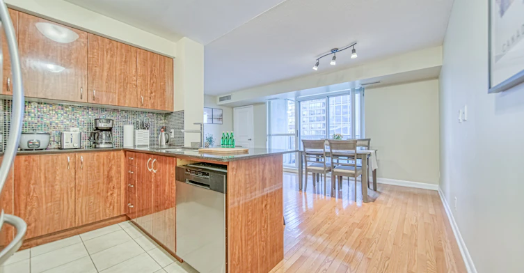 605-5793 Yonge Street, Toronto, ON, M2M 0A9 - 4