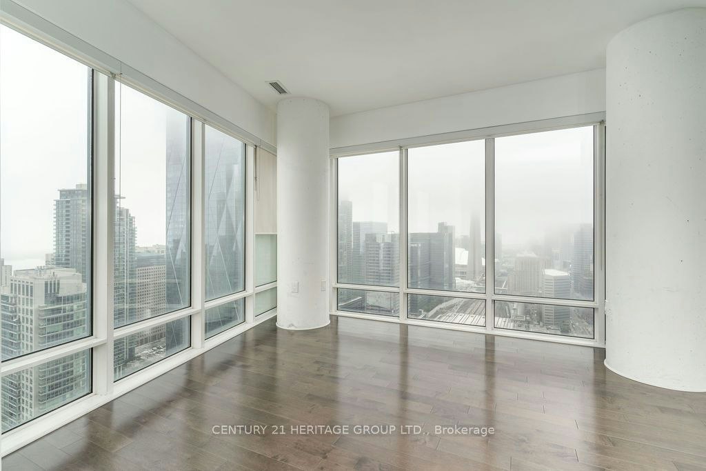 4302-8 The Esplanade Way, Toronto, ON, M5E 0A6 - 3