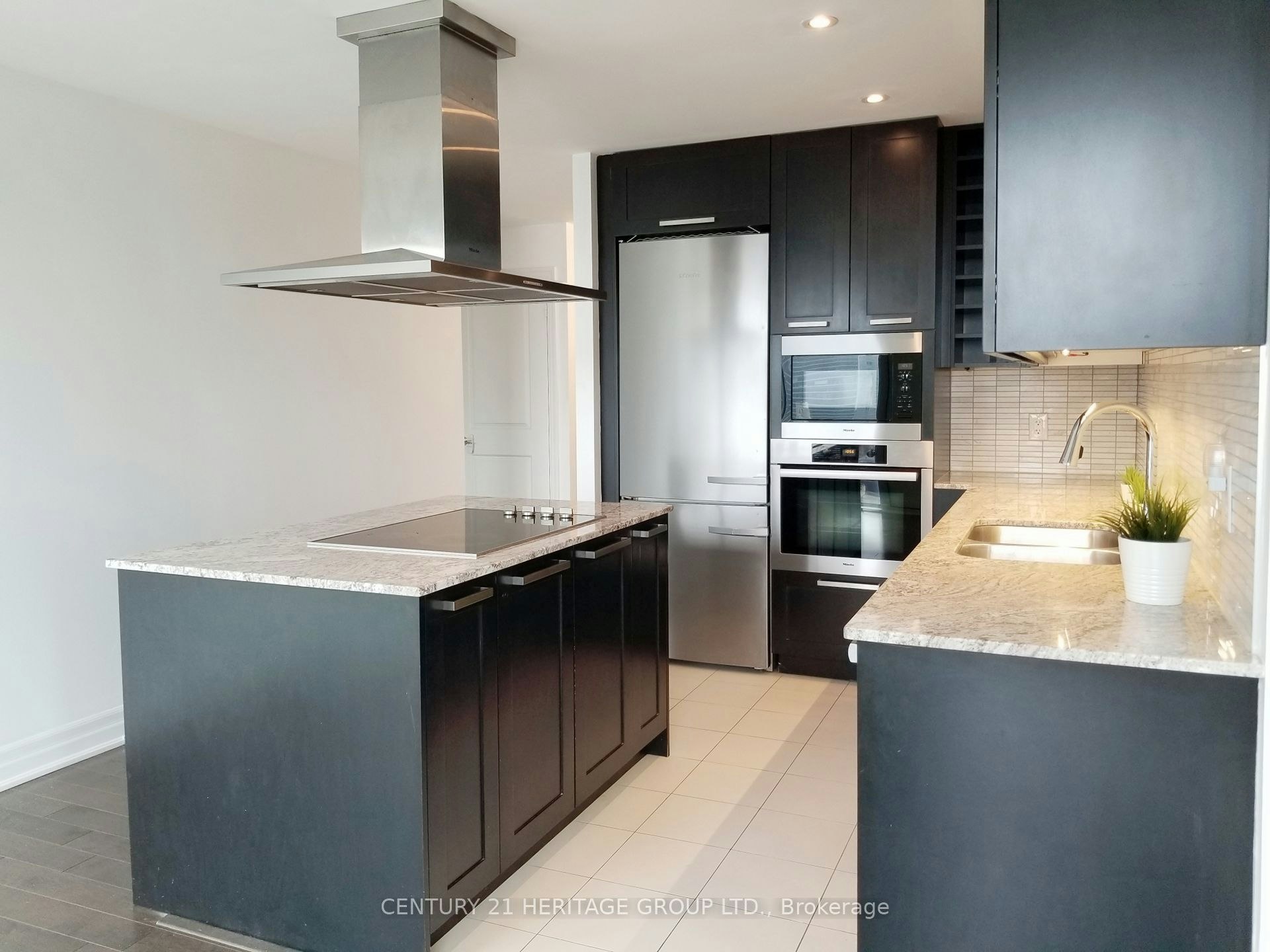 4302-8 The Esplanade Way, Toronto, ON, M5E 0A6 - 12