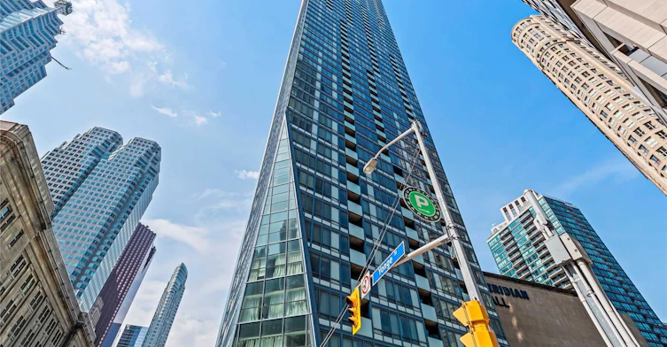 4302-8 The Esplanade Way, Toronto, ON, M5E 0A6