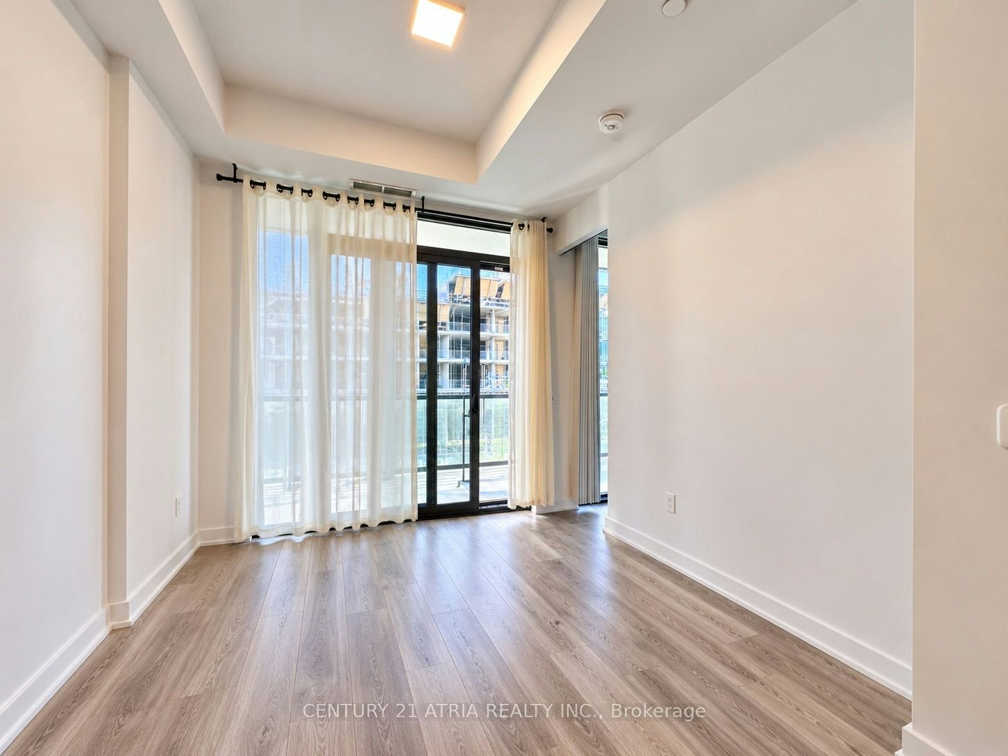 216-29 Green Trail Court, Toronto, ON, M2K 0J9 - 5
