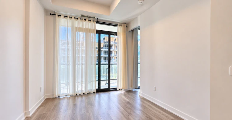 216-29 Green Trail Court, Toronto, ON, M2K 0J9 - 5