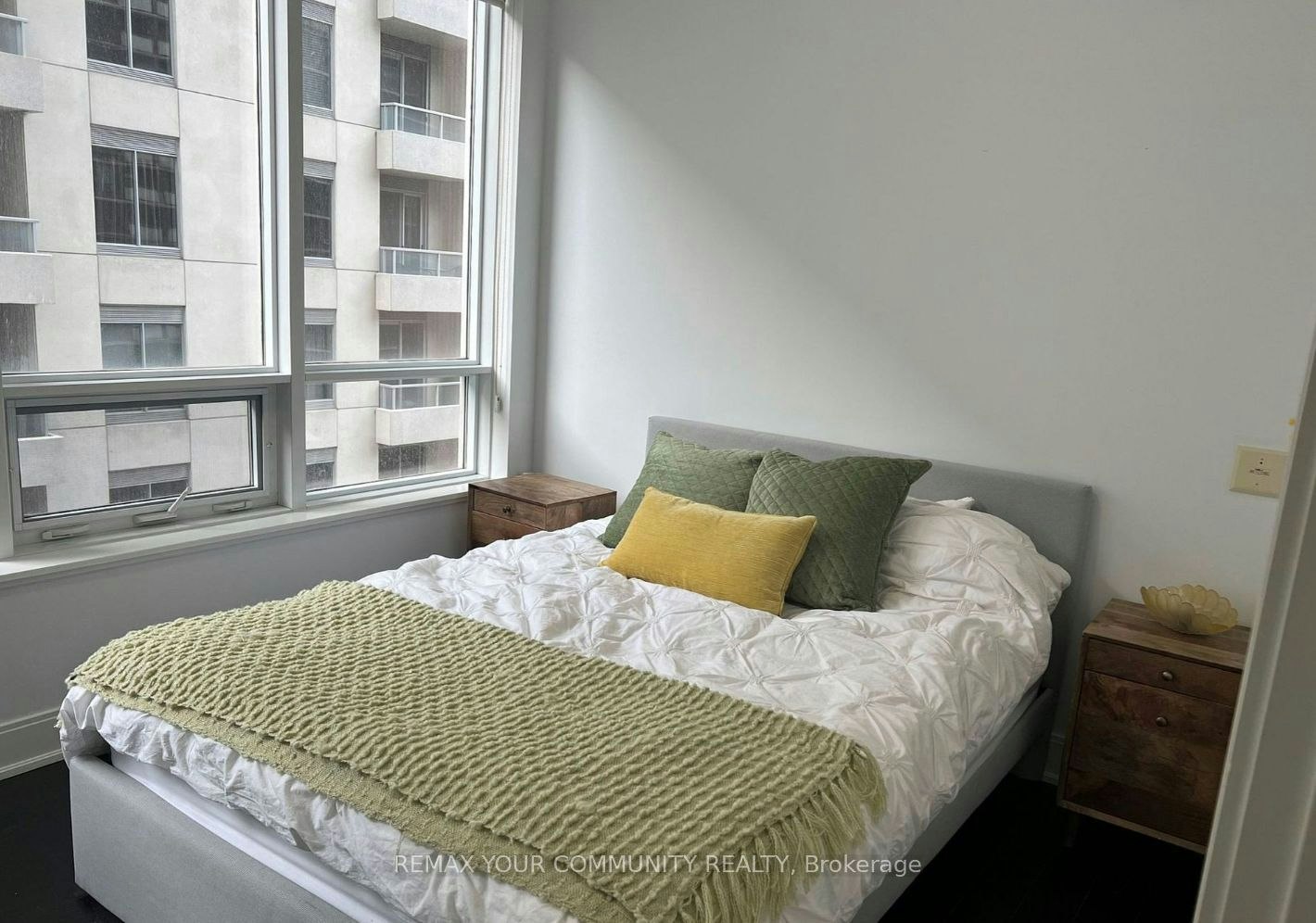 1106-21 Balmuto Street, Toronto, ON, M4Y 1W4 - 4
