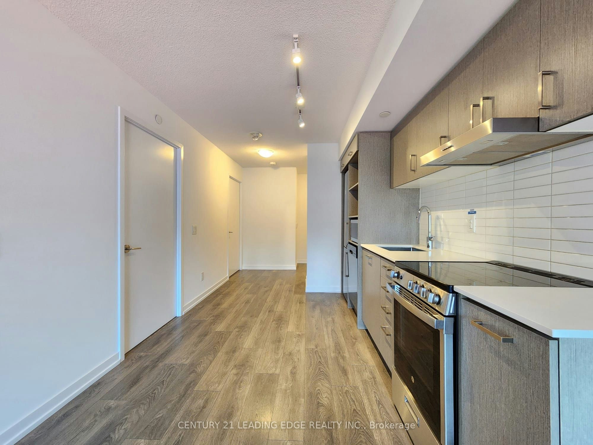 709-219 Dundas Street E, Toronto, ON, M5A 0V1 - 4