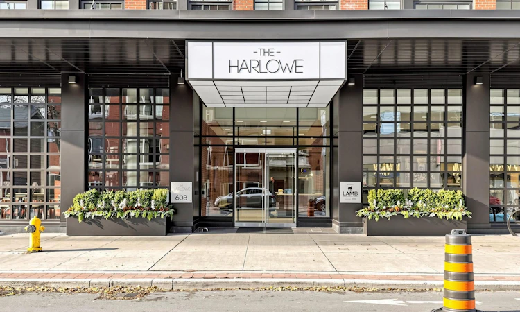 1106-608 Richmond Street W
