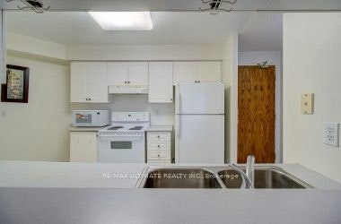 525-1700 Eglinton Avenue E, Toronto, ON, M4A 2X4