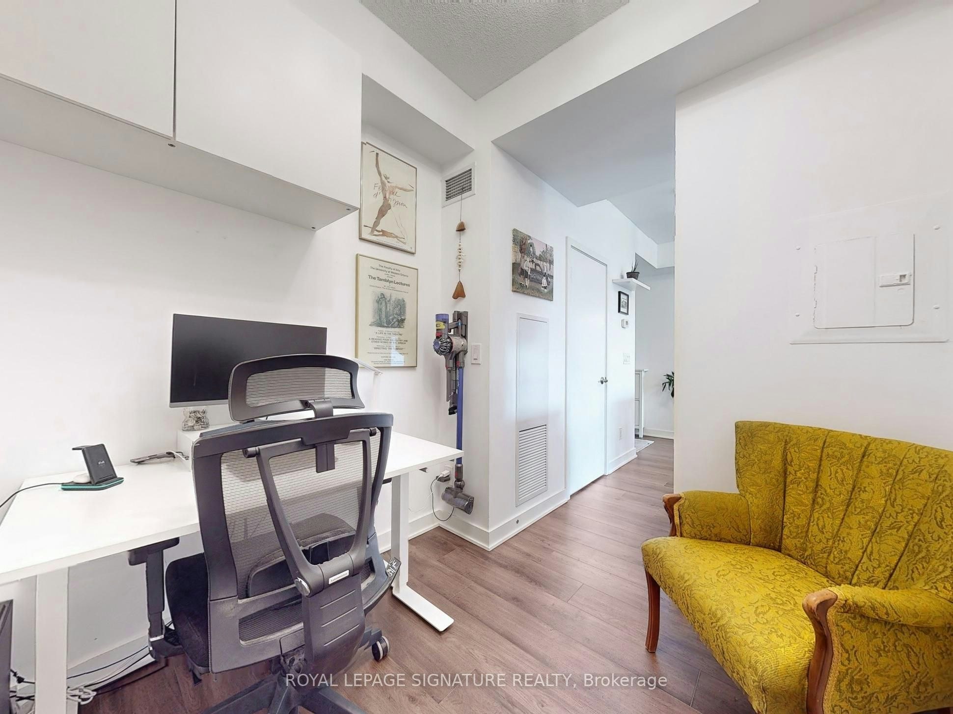 1002-260 Sackville Street, Toronto, ON, M5A 0B3 - 24