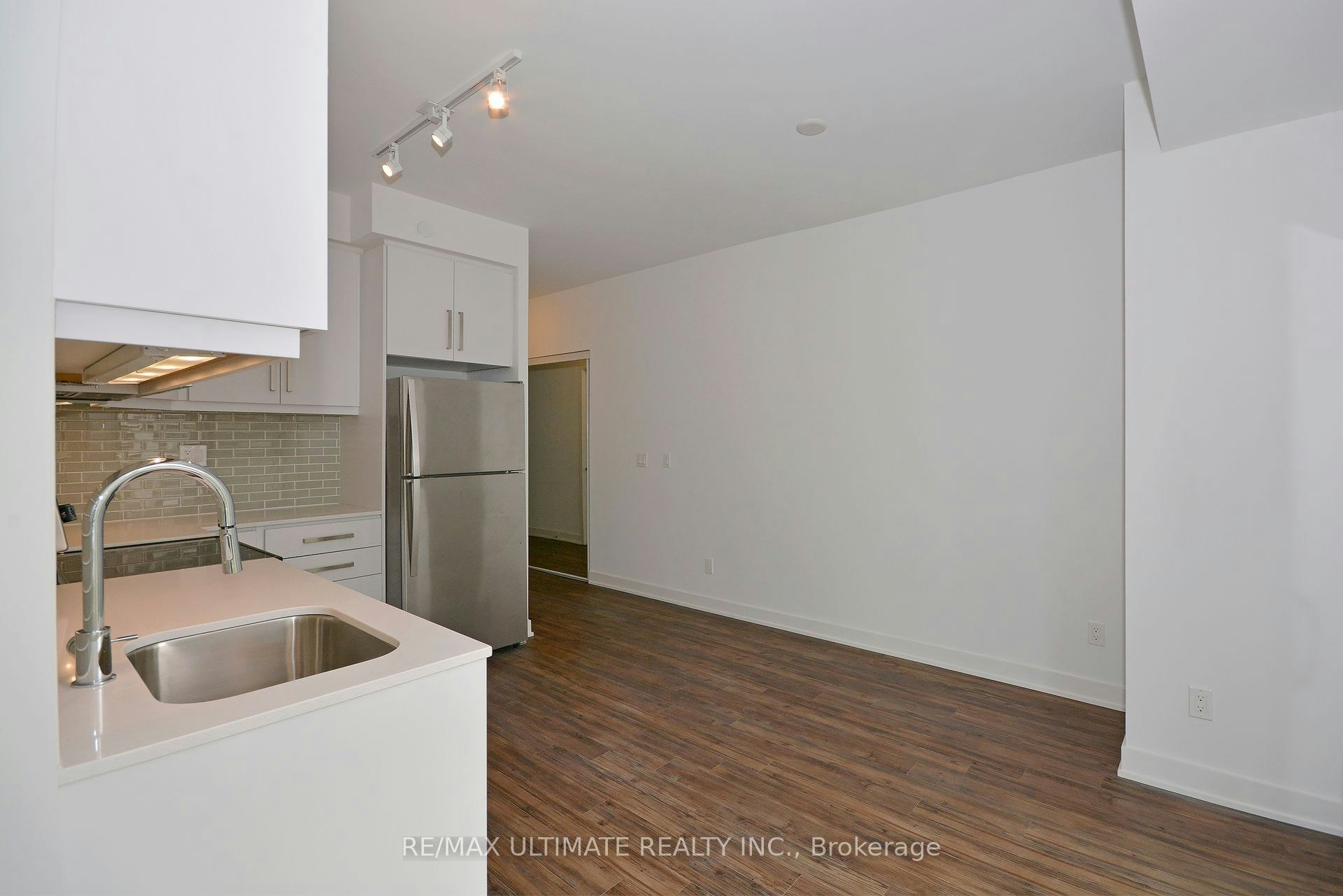 601-5180 Yonge Street, Toronto, ON, M2N 5P6 - 3