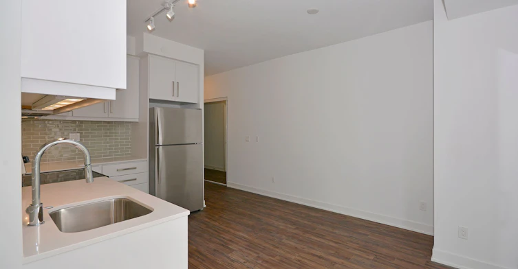 601-5180 Yonge Street, Toronto, ON, M2N 5P6 - 3