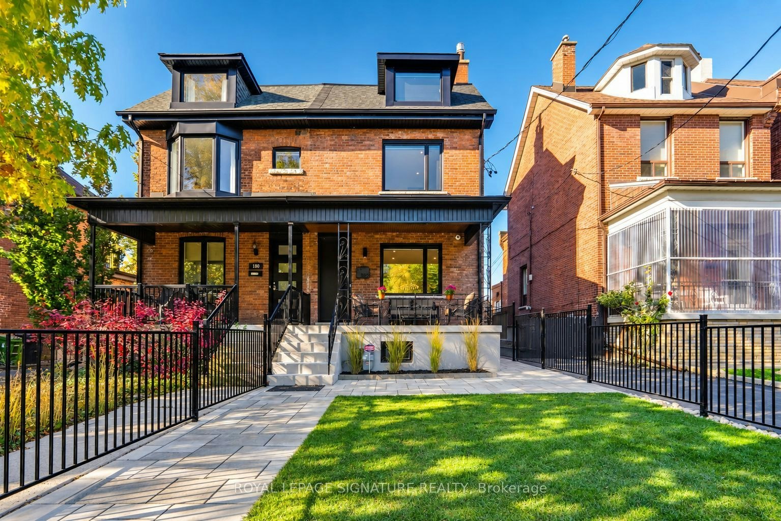 182 Beatrice Street, Toronto, ON, M6G 3G1