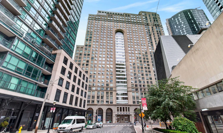 2615-25 The Esplanade Avenue