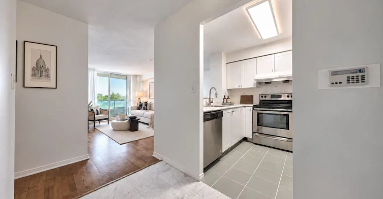 706-28 Pemberton Avenue, Toronto, ON, M2M 4L1 - 18