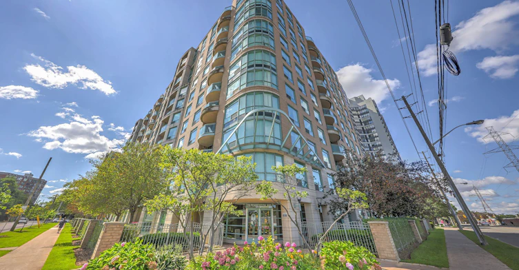 706-28 Pemberton Avenue, Toronto, ON, M2M 4L1 - 4