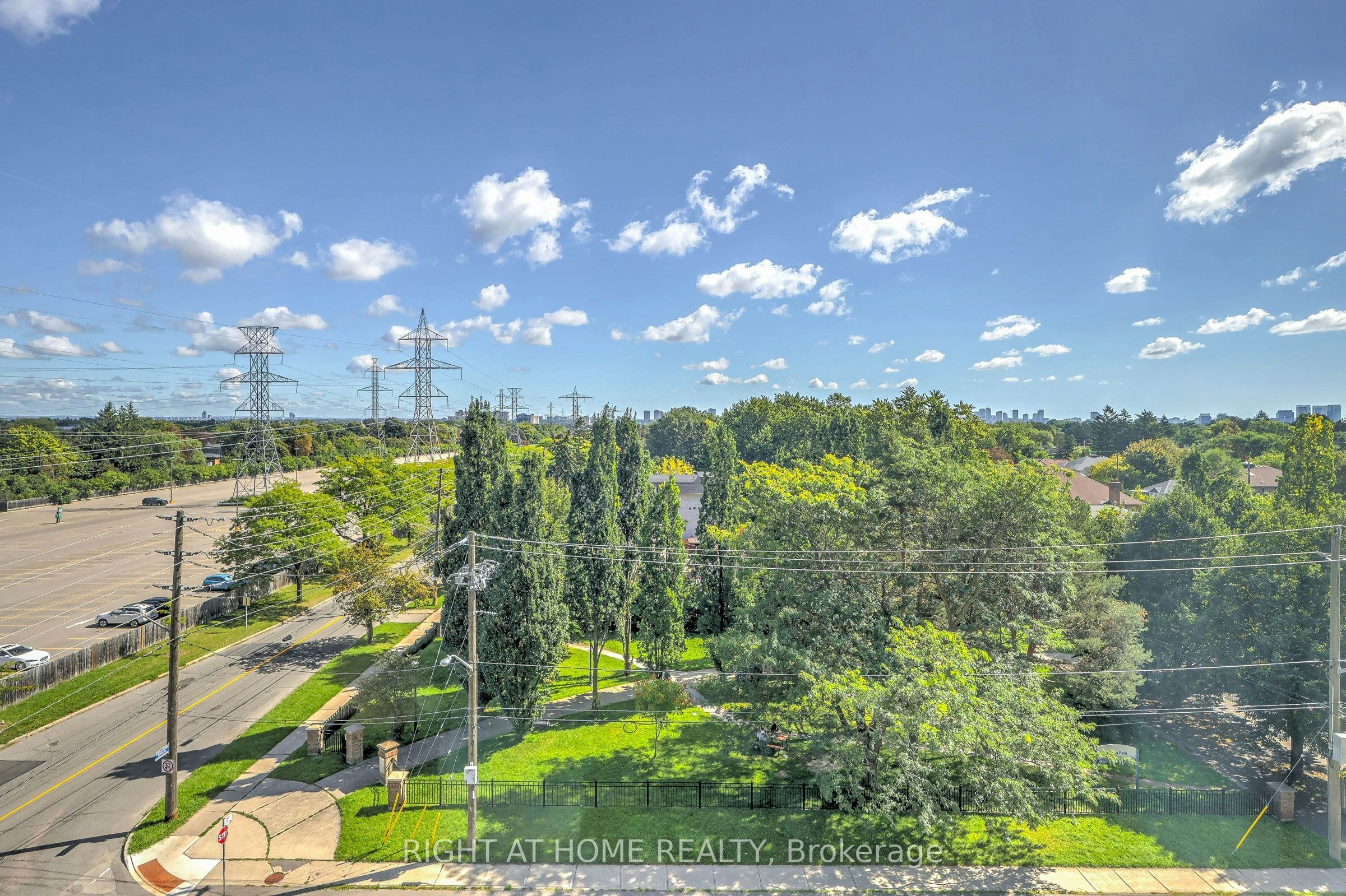 706-28 Pemberton Avenue, Toronto, ON, M2M 4L1 - 29