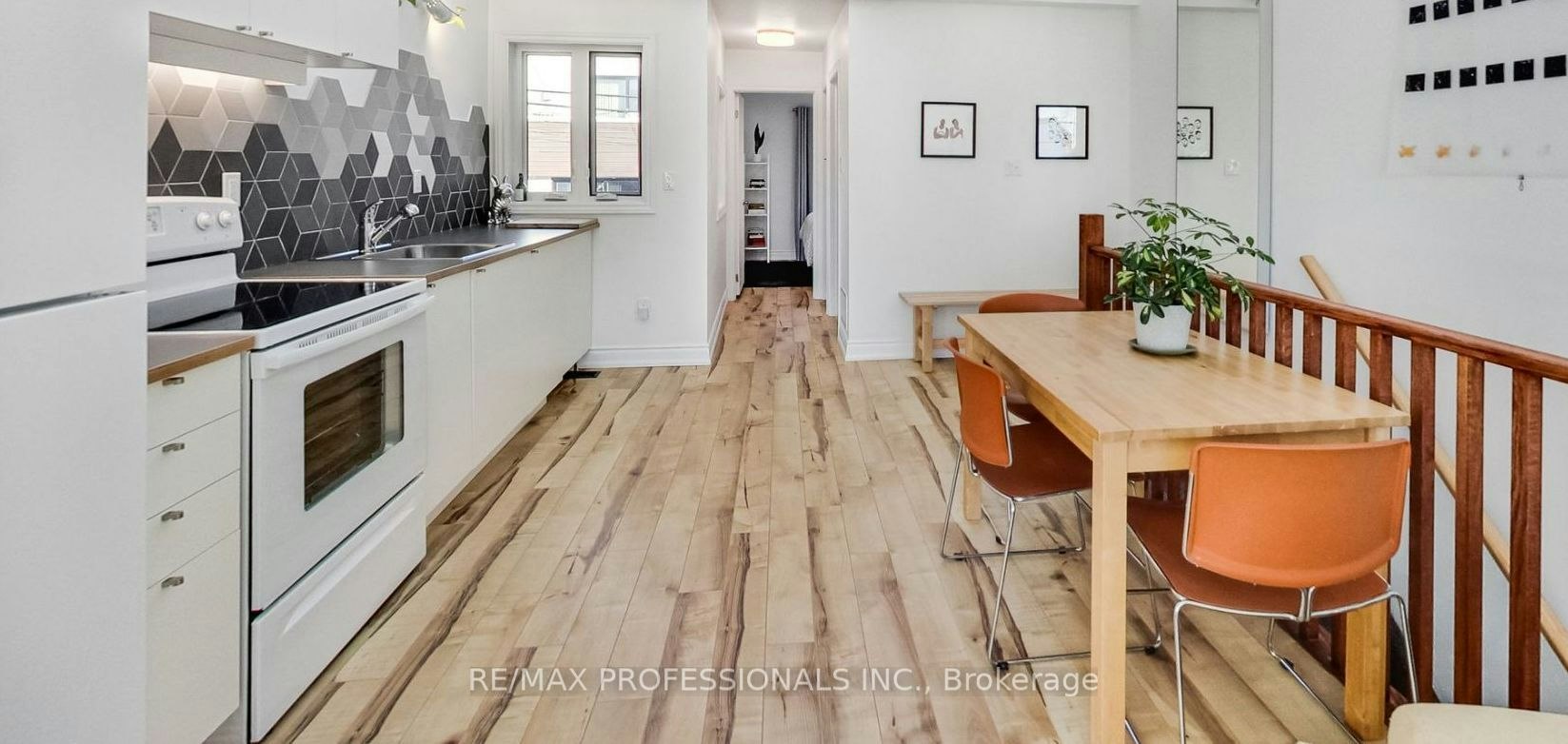 Upper-141 Claremont Street, Toronto, ON, M6J 2M7 - 8