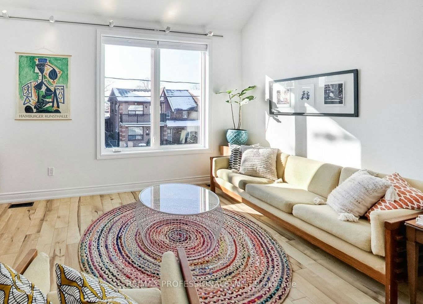 Upper-141 Claremont Street, Toronto, ON, M6J 2M7 - 10