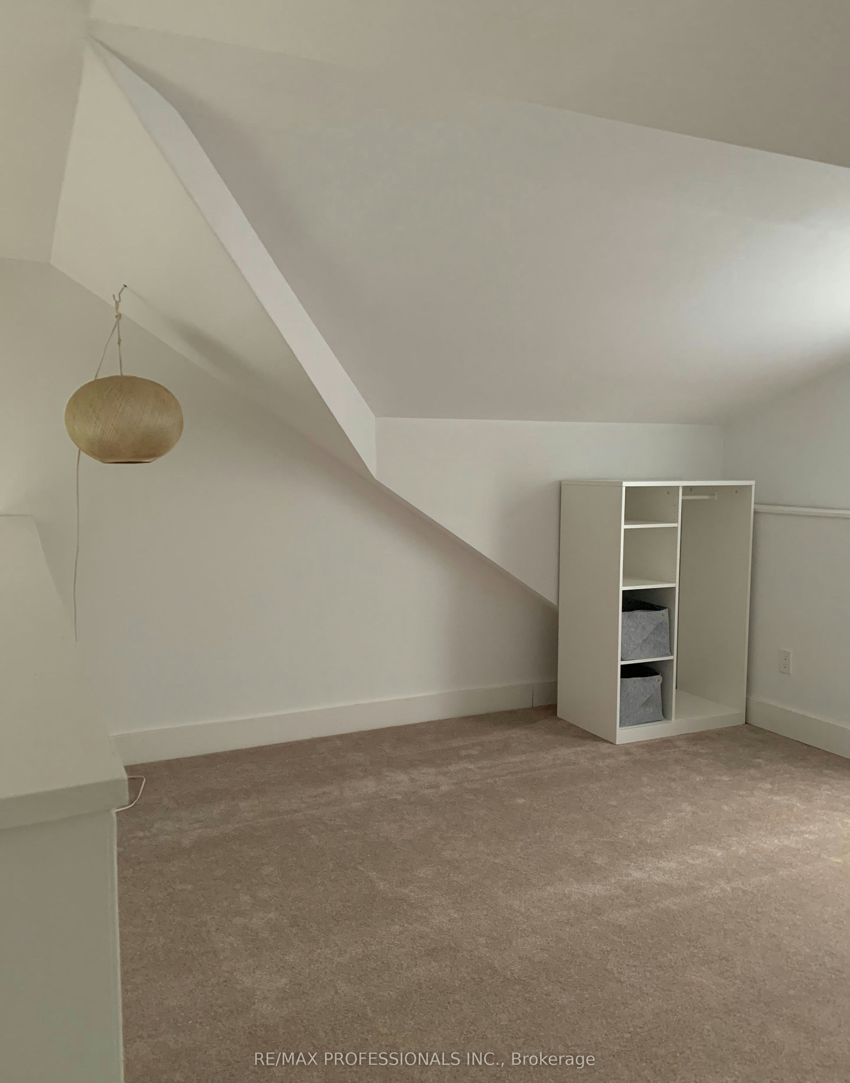 Upper-141 Claremont Street, Toronto, ON, M6J 2M7 - 18