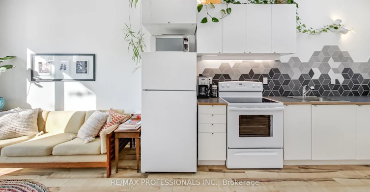Upper-141 Claremont Street, Toronto, ON, M6J 2M7 - 5