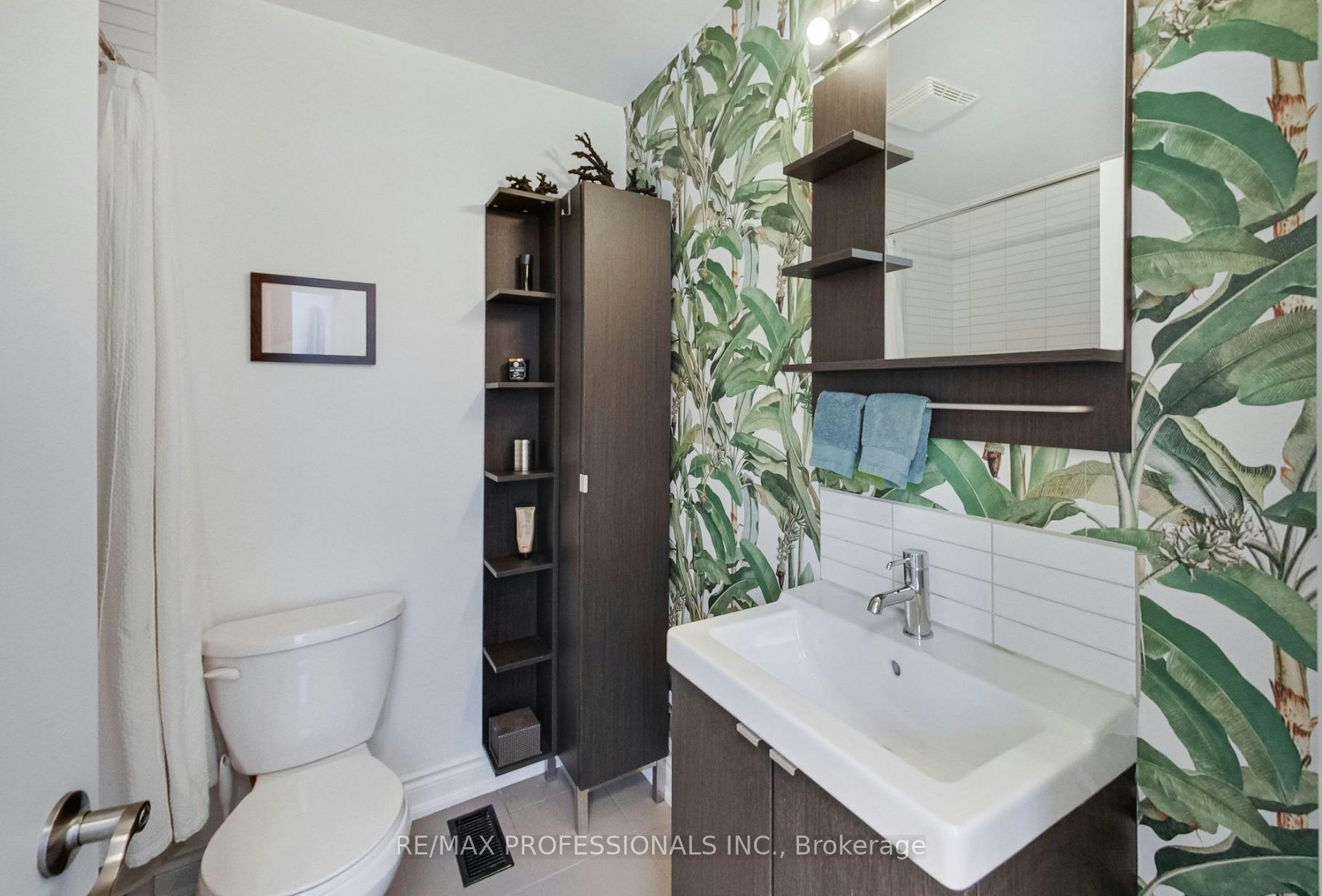 Upper-141 Claremont Street, Toronto, ON, M6J 2M7 - 13