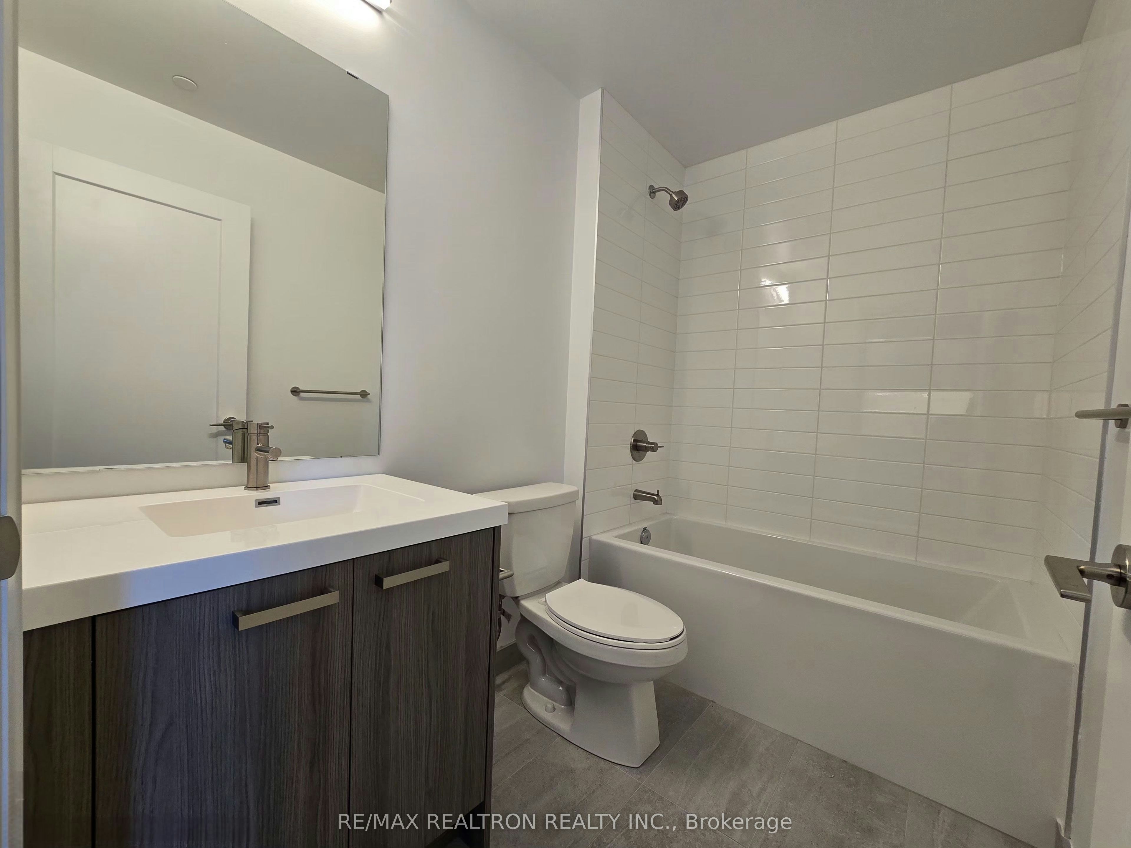 1109-20 Soudan Avenue, Toronto, ON, M4S 0E2 - 11