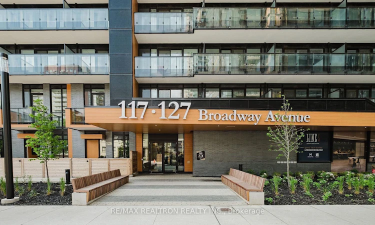 2803-127 Broadway Avenue