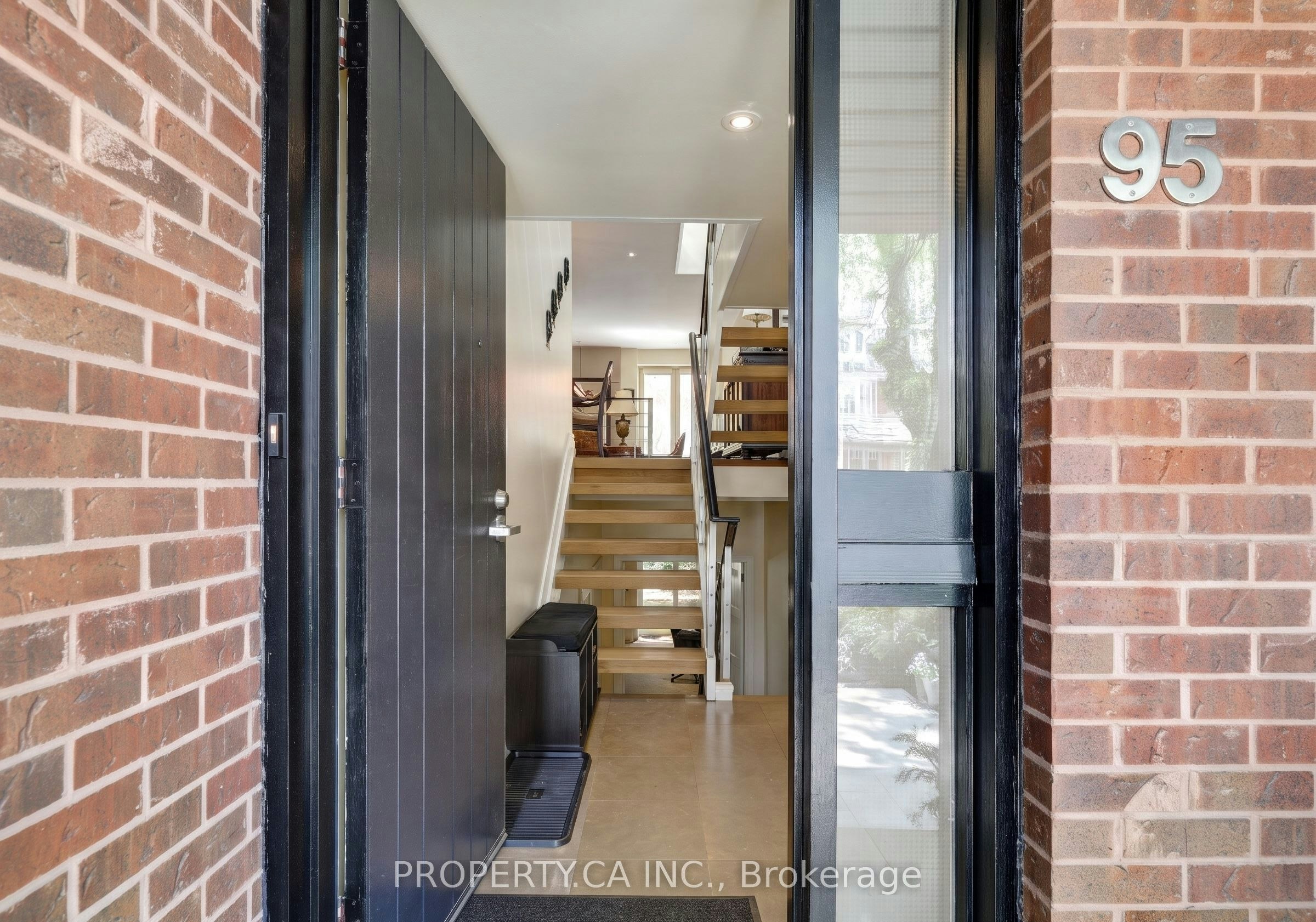 95 Balmoral Avenue, Toronto, ON, M4V 1J5 - 2