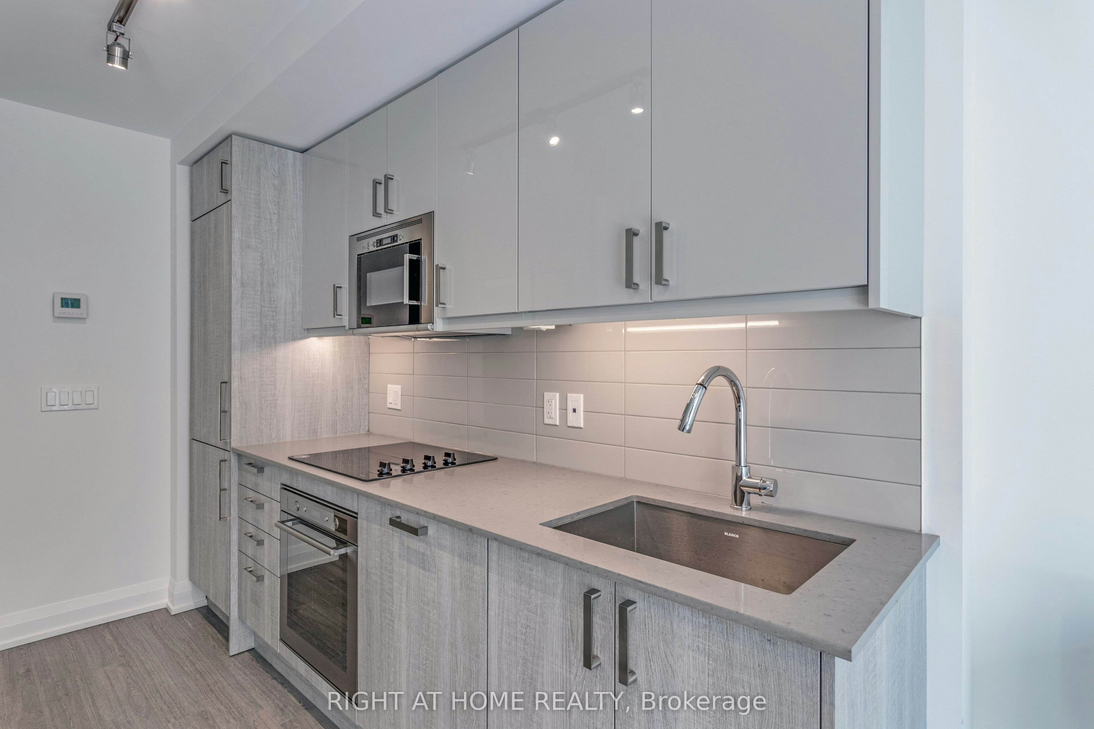 306-77 Mutual Street, Toronto, ON, M5B 0B9 - 28