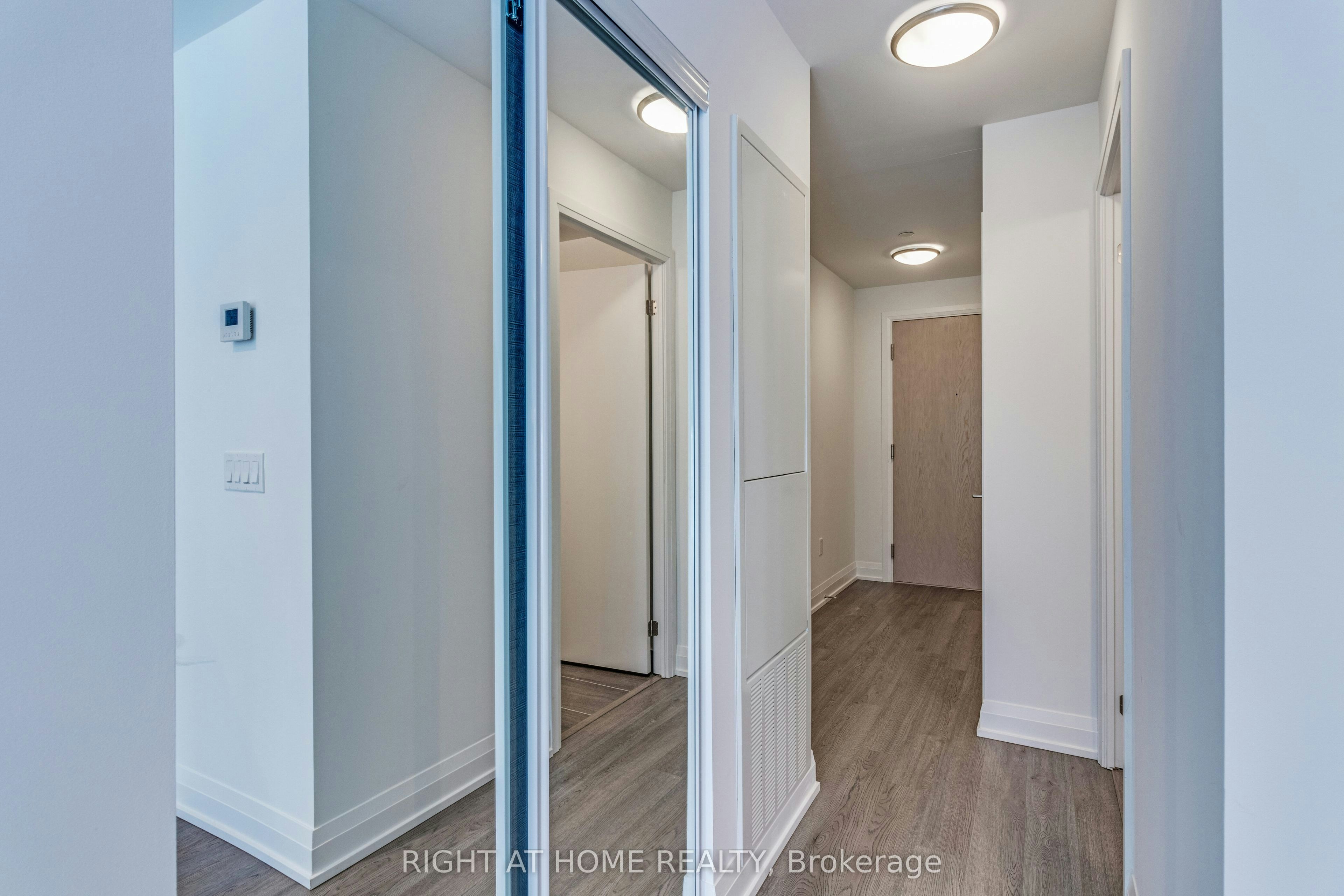 306-77 Mutual Street, Toronto, ON, M5B 0B9 - 17