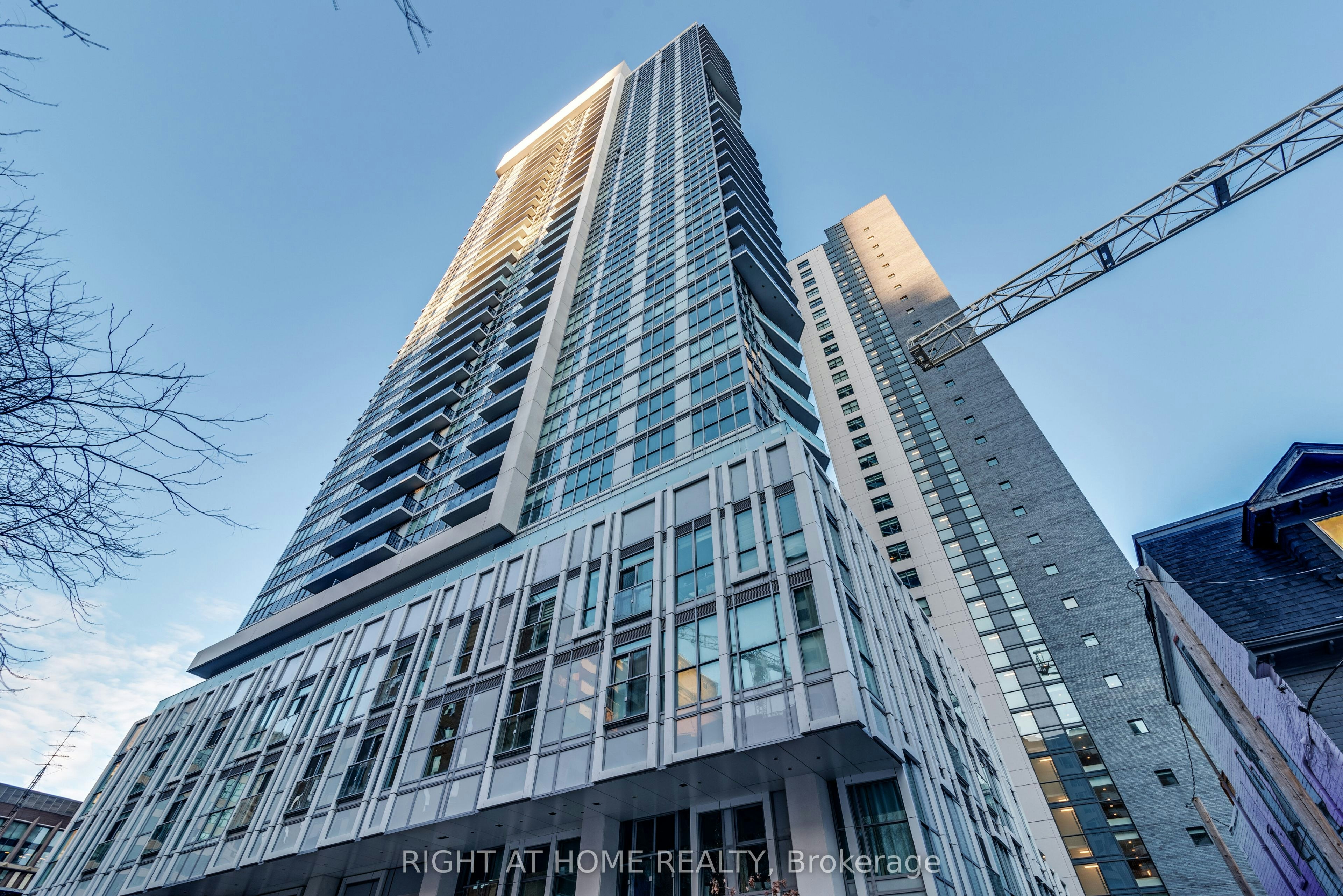 306-77 Mutual Street, Toronto, ON, M5B 0B9