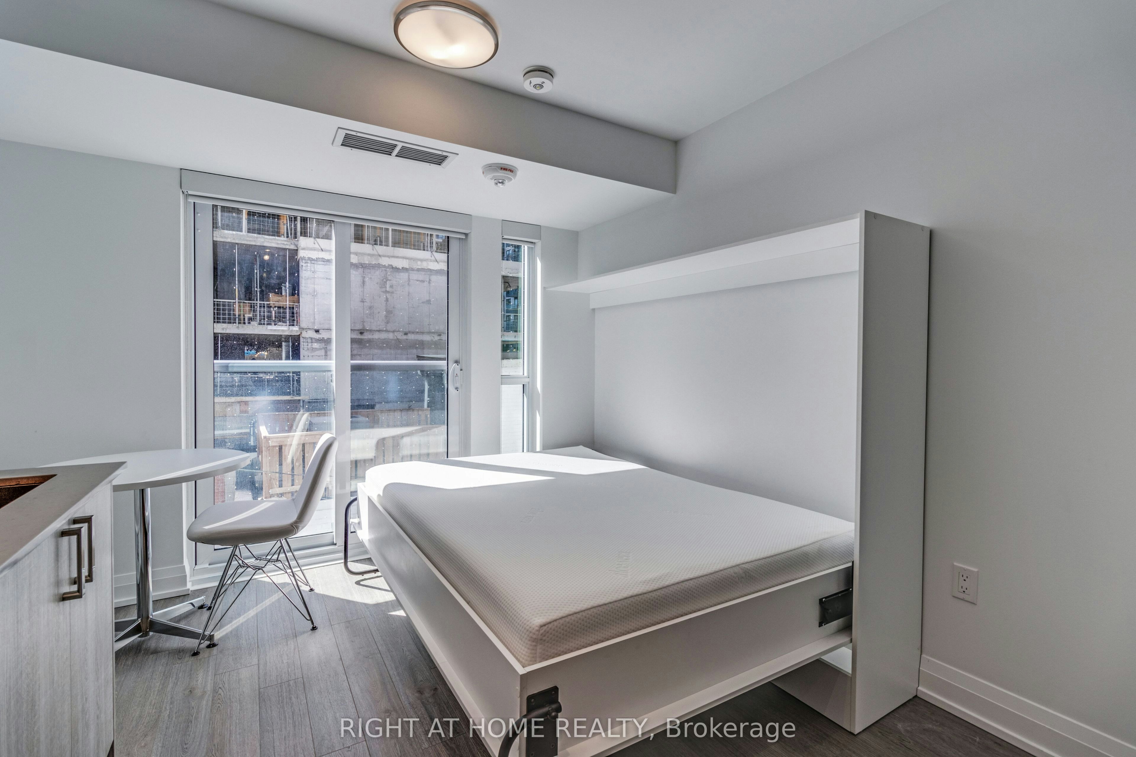 306-77 Mutual Street, Toronto, ON, M5B 0B9 - 23